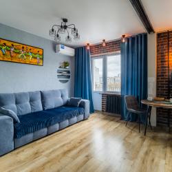 Фото Апартаменты на площади Максима Горького 1