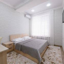 Номер стандарт с 1 двуспальной кроватью