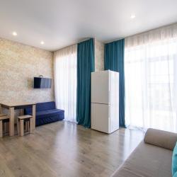 Фото Отель Уютная квартира с панорамными окнами от LetoApart