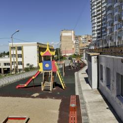 Фото Апартаменты на улице Леонова 66