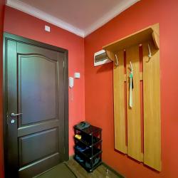 5-комнатные апартаменты стандарт ул. Комсомольская 1, 1 этаж. Рядом с ФСК