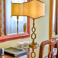 Номер делюкс с 1 двуспальной кроватью (мансарда)