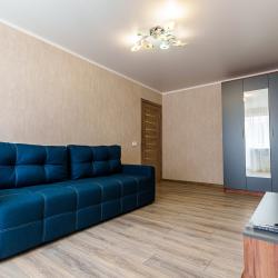 Фото Отель LetoApart (ЛетоАпарт) на улице Исаева 13