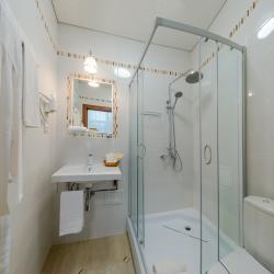 Номер комфорт с 1 двуспальной кроватью