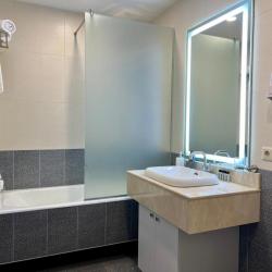 Фото Отель Yerevan Resident Hotel ( Резидент)