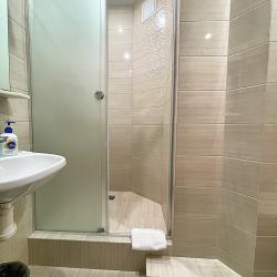 VeryHotel — 7133715cdaaa3e0a523962226f5cec88