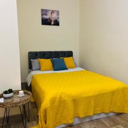 Фото Апартаменты на улице Марата 8А