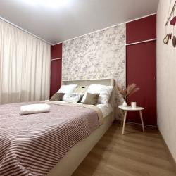 Фото Апартаменты на улице Михаила Петрова