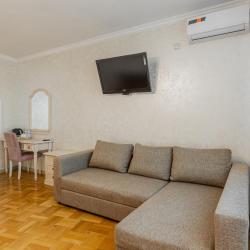 Фото Отель Зеленый попугай