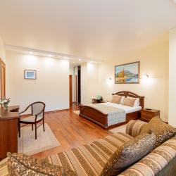 Номер стандарт с 1 двуспальной кроватью