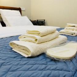 Комната студия улучшенная с 1 двуспальной кроватью