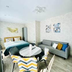 Фото Апартаменты Apart Vl (Апарт ВЛ) на улице Прапорщика Комарова 34