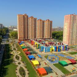 Фото Уютные апартаменты на улице Героя Яцкова