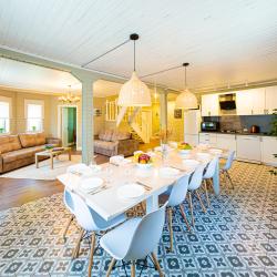 Коттедж Илья Муромец с 5 спальнями и сауной