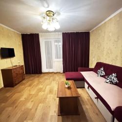 Фото Апартаменты на улице Братьев Кашириных, 76