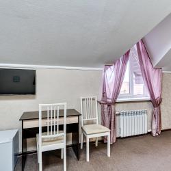 Номер стандарт с 1 двуспальной кроватью