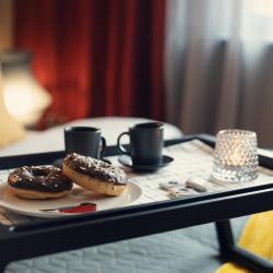 Фото Отель ELLJOY apartments (Эллджой апартментс)