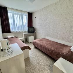 2-комнатный номер эконом с 5 односпальными кроватями