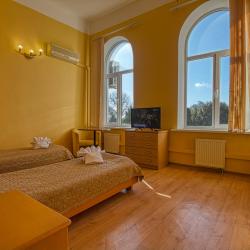 Номер эконом семейный