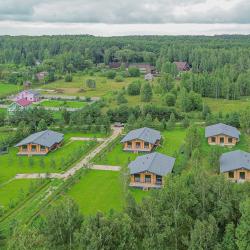 Коттедж стандарт с 2 двуспальными кроватями