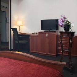 Номер стандарт с 1 двуспальной кроватью