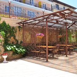 Фото Отель Гостевой дом Лев