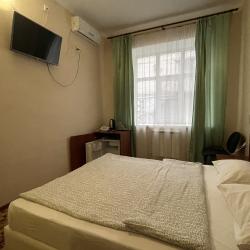 1-местный номер эконом с 1 двуспальной кроватью