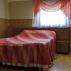 Номер эконом с 1 двуспальной кроватью