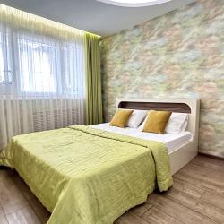 Фото Отель Трехкомнатная квартира люкс