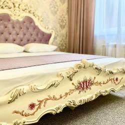 Номер Премиум с 1 двуспальной кроватью