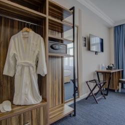 Фото Отель Resident Bishkek (Резидент )