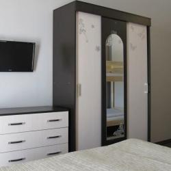 Номер комфорт семейный с 1 двуспальной кроватью