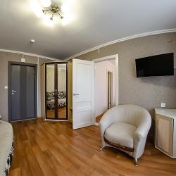 Номер стандарт улучшенный с 1 двуспальной кроватью