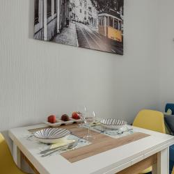 Фото Апартаменты на улице Русаковская 2