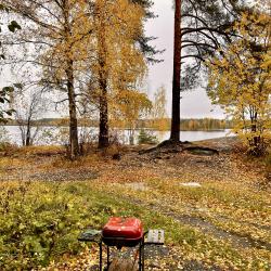 Лодж с видом на озеро