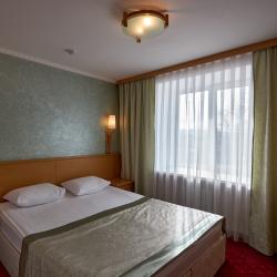 2-комнатный номер люкс комфорт с 1 двуспальной кроватью (с завтраком)