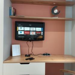 Фото Апартаменты на проспекте Новонский 4а