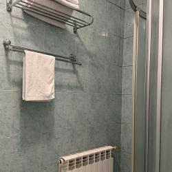 2-местный номер эконом стандарт с 1 двуспальной кроватью