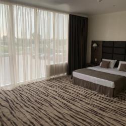 Делюкс Студио