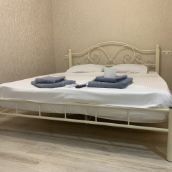 Номер стандарт улучшенный с 1 двуспальной кроватью
