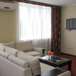 Фото Отель Нефтяник