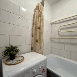 Фото Апартаменты на улице Ольги Жилиной 31