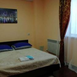 Номер стандарт с 1 двуспальной кроватью