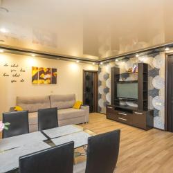 Фото Апартаменты трехкомнатные на улице Степана Злобина 38/2