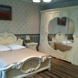 Номер люкс с 1 двуспальной кроватью