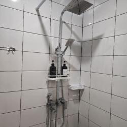 Номер стандарт с 1 двуспальной кроватью (мансарда)