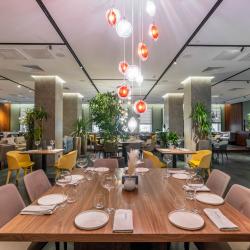 Фото Отель FarFour Inn&Suite (ФарФор Инн Сьют)