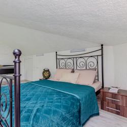 Фото Апартаменты на улице Меридианная