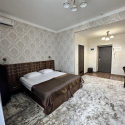 Фото Отель Петровский