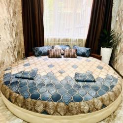Фото Апартаменты на бульваре Комарова, 1е ст3
